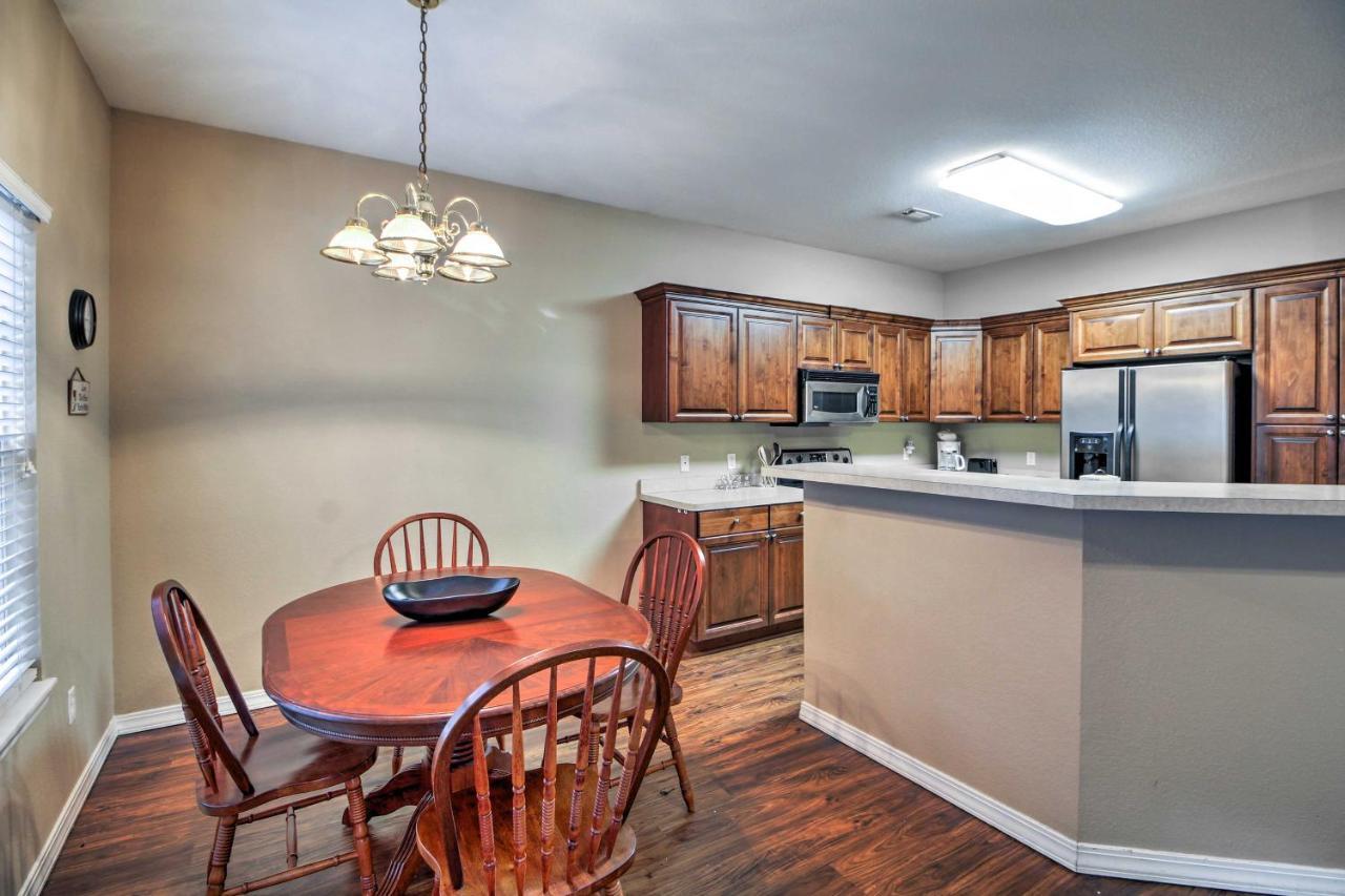 Branson Home With Deck Walk To The Strip And Creek! Екстериор снимка