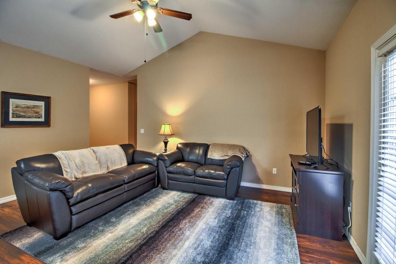 Branson Home With Deck Walk To The Strip And Creek! Екстериор снимка