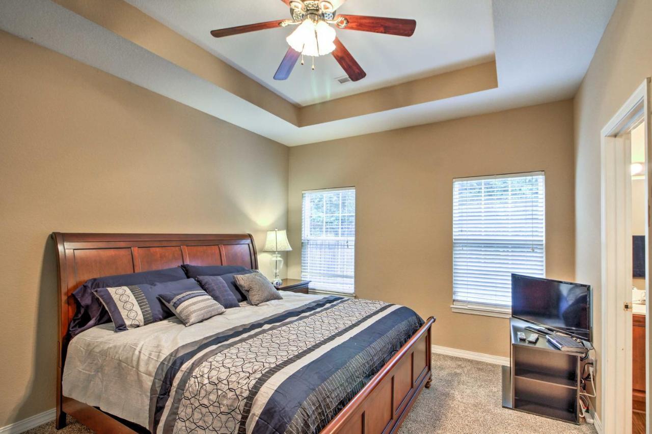 Branson Home With Deck Walk To The Strip And Creek! Екстериор снимка